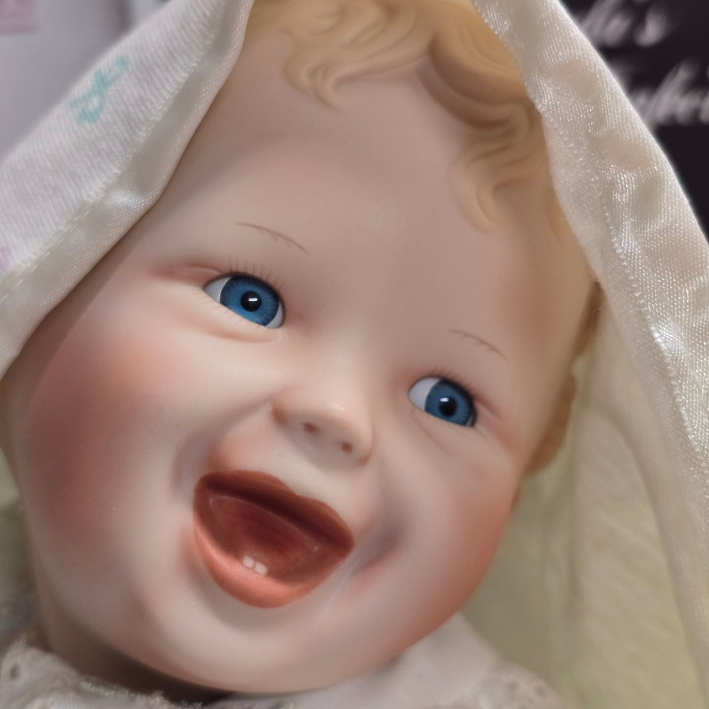 Ashton Drake Jessica Porcelain Baby Doll Mint Green Vintage 1990s Laughing - Picture 2 of 10